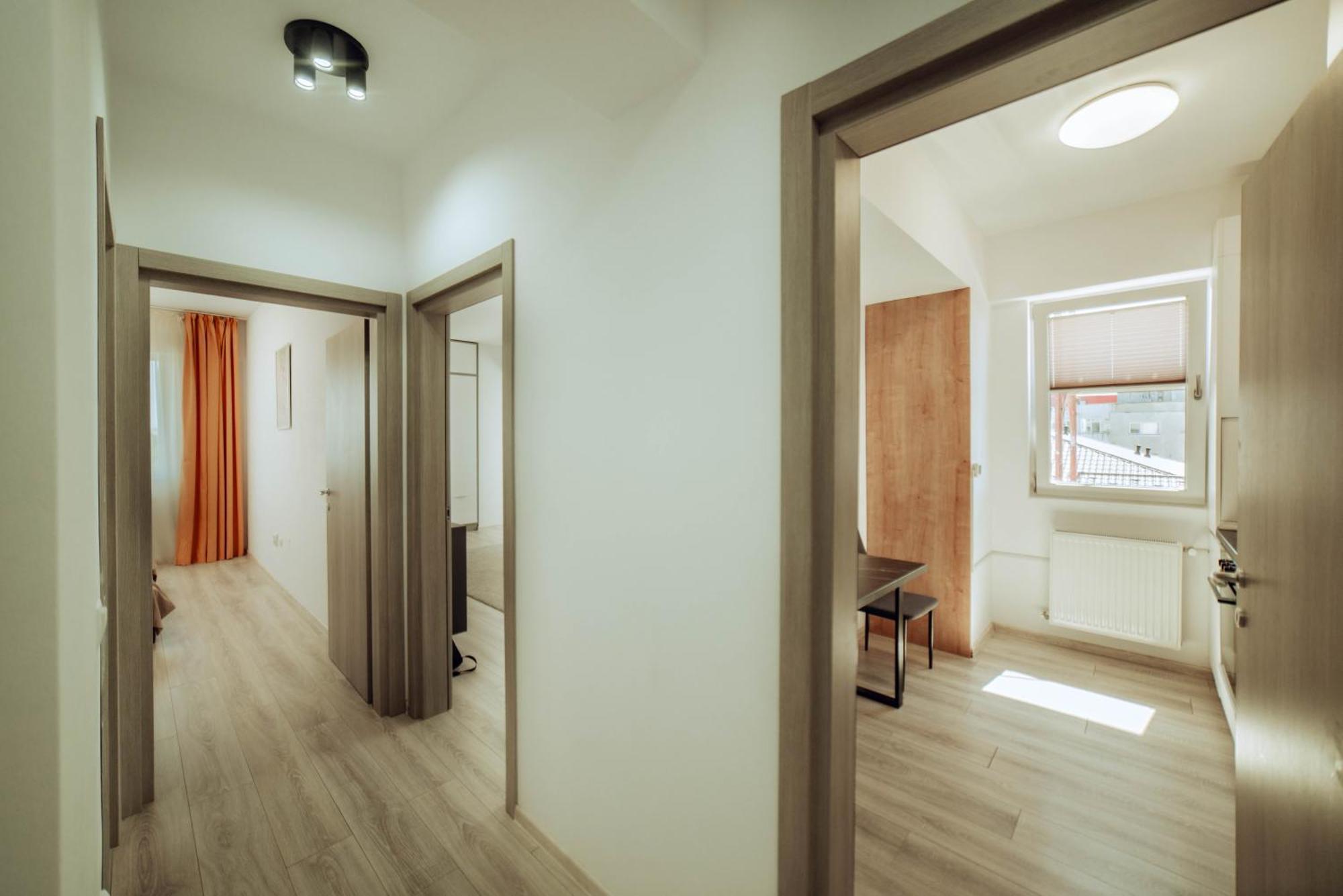 Cozy Apartments - One Residence Jászvásár Kültér fotó