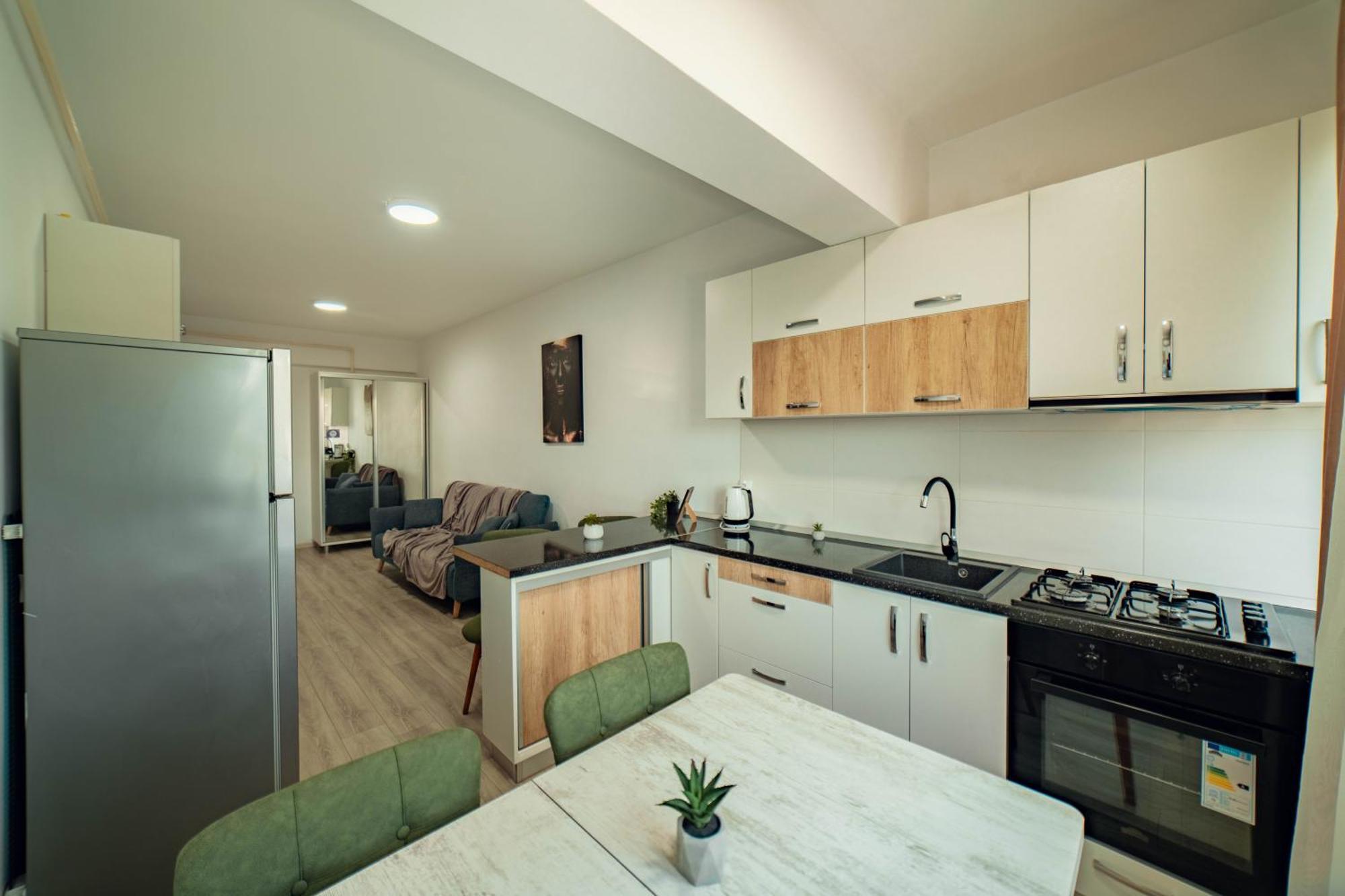 Cozy Apartments - One Residence Jászvásár Kültér fotó