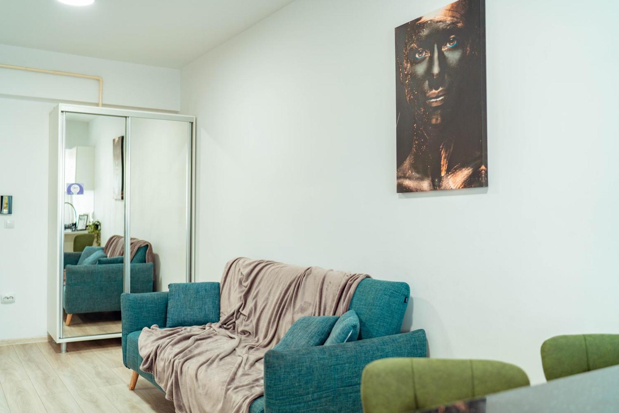 Cozy Apartments - One Residence Jászvásár Kültér fotó
