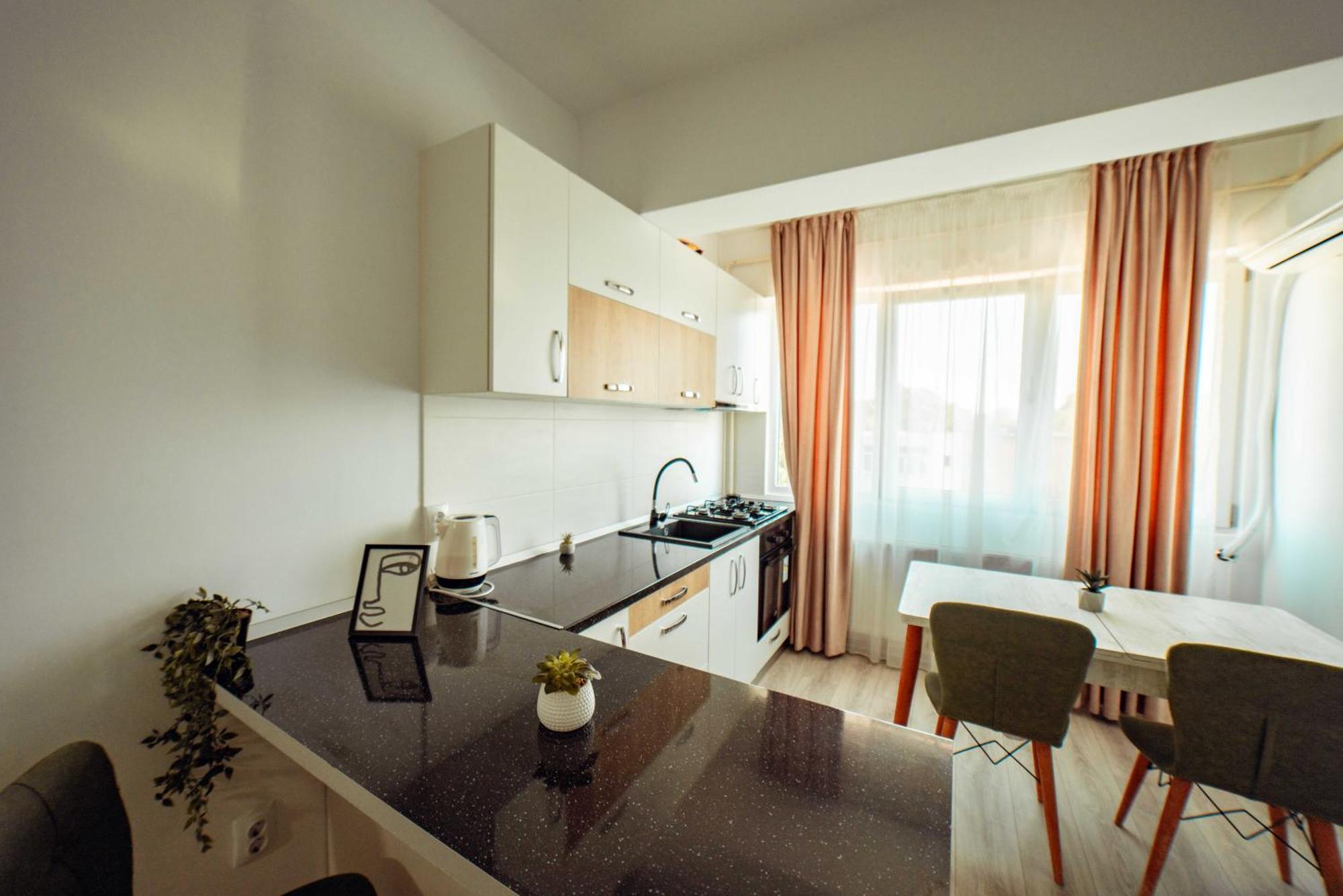Cozy Apartments - One Residence Jászvásár Kültér fotó