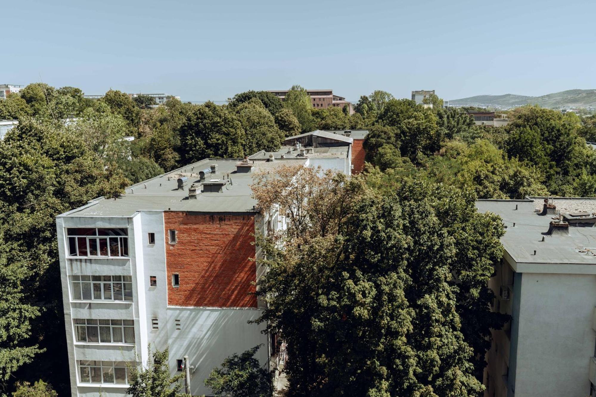 Cozy Apartments - One Residence Jászvásár Kültér fotó