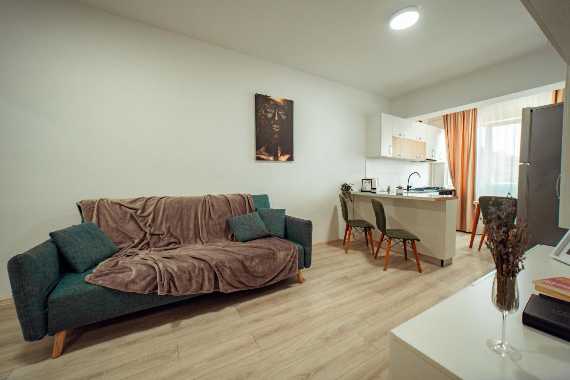 Cozy Apartments - One Residence Jászvásár Kültér fotó